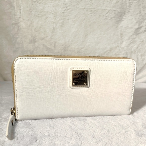 Dooney & Bourke Large Zip Around Wristlet